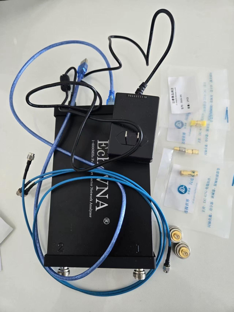 LibreVNA 100K-6GHz Dual Port 1 - đánh giá và giá Power Tools Vector